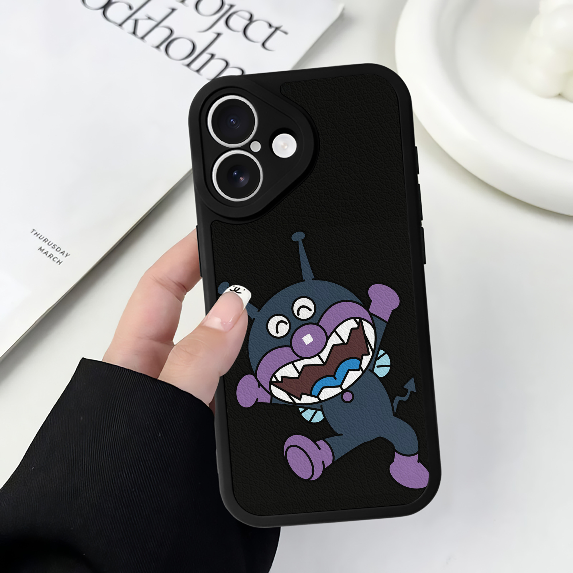 （画像用） アンパンマン Anpanman 【iPhone 16シリーズ対応】シリコンスマホケース（レザー調） 材質：シリコン
